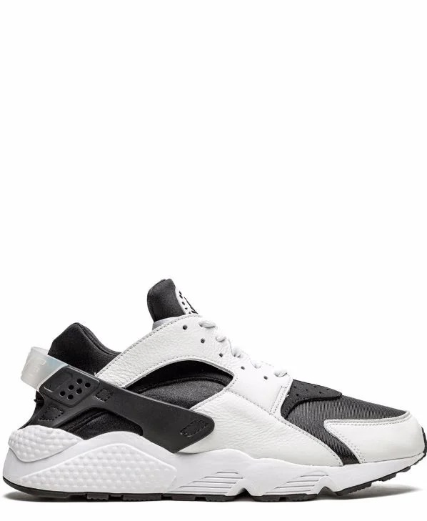 NIKE AIR HUARACHE