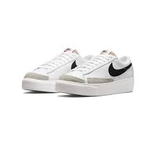 W BLAZER LOW PLATFORM  (DJ0292-101)